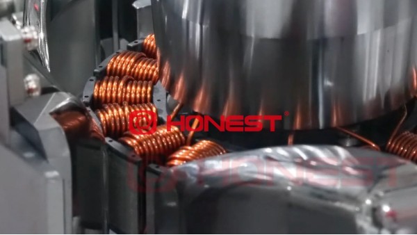 電機定子與轉(zhuǎn)子組裝中，繞線機工位越多越好嗎？