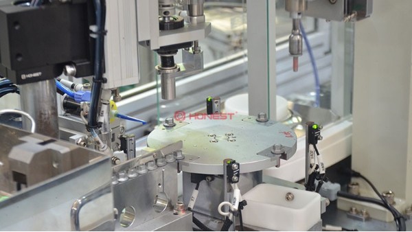 馬達(dá)行業(yè)向全自動(dòng)化轉(zhuǎn)型：揭秘馬達(dá)全自動(dòng)化組裝線的應(yīng)用和優(yōu)勢(shì)