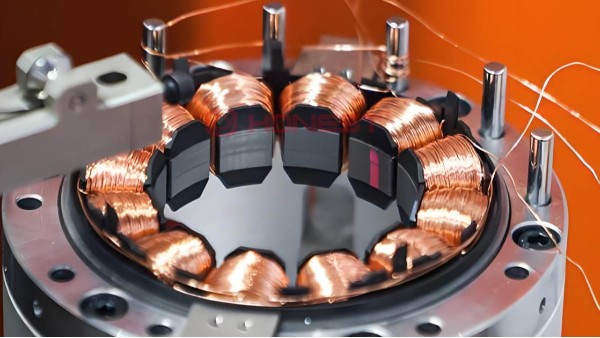 不同繞線機(jī)設(shè)備適用的電機(jī)產(chǎn)品類型與應(yīng)用場景