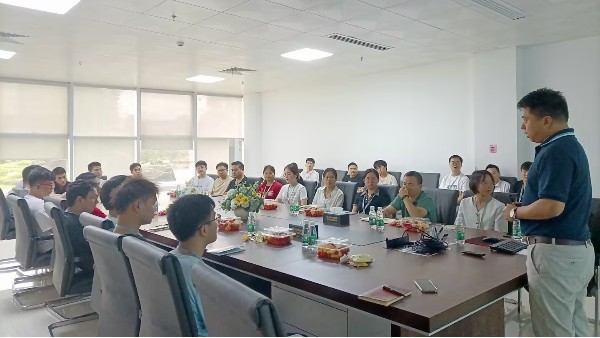 “暢談“新”聲，我與公司共成長”