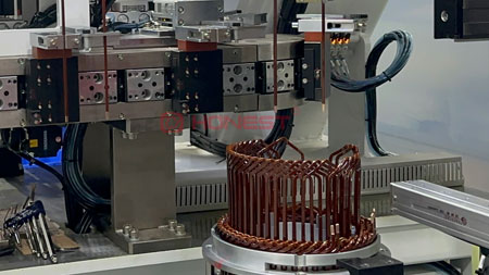 雙通道扁線定子制線機-特寫圖